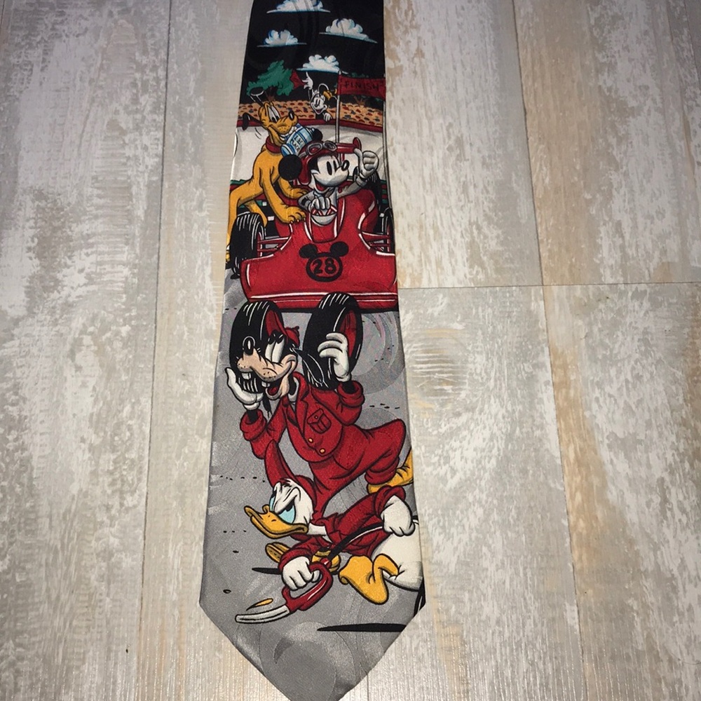 100% Silk Mickey Inc Disney Racing Tie